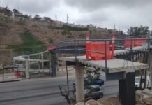Exhorta Gobierno de Tijuana evitar el uso puente peatonal en construcción sobre el bulevar Rosas Magallón